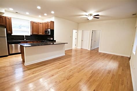 720 W Buckingham Pl, Chicago, IL 60657 - Apartments for Rent