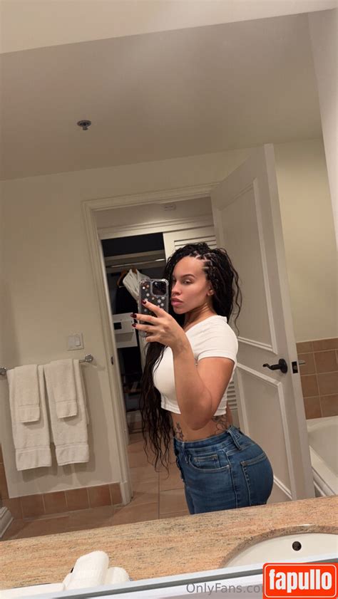 In-Demand Kiara Advani Inspired Bridal Set