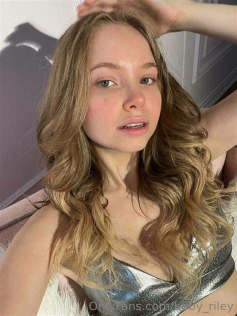 In-Demand Kiara Advani Inspired Bridal Set