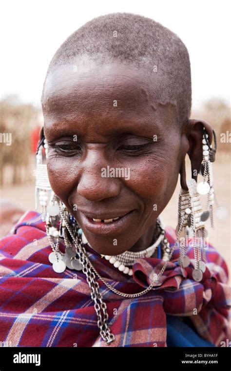 73,534 North African Woman Premium High Res Photos - Getty …