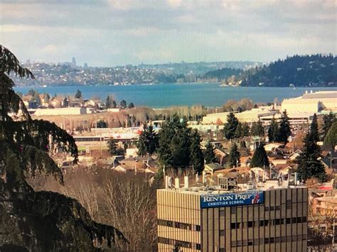 73 Mi - Distance from Renton Ave S to Poulsbo