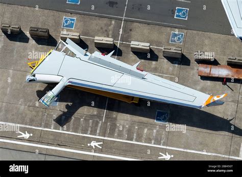 737 wing structure