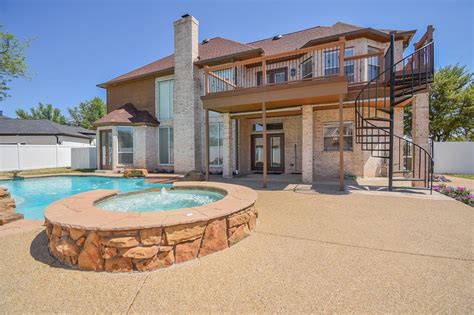 7404 Gleneagles Way, Fort Worth, TX - 4 Beds for sale for $775,000