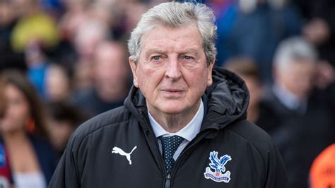 75-year-old Roy Hodgson signs a 1-year contract to manage Crystal Palace in the Premier League
