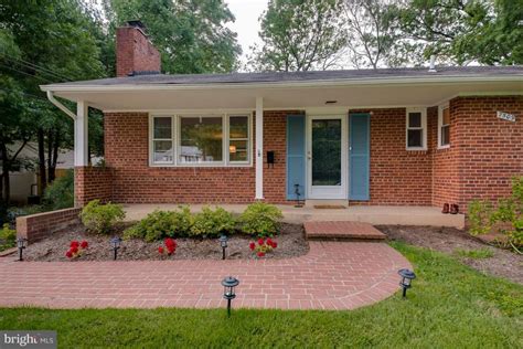 7509 Gresham St, Springfield, VA 22151 MLS# 1000867770 Redfin