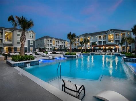 7510 Wooldridge Rd, Corpus Christi, TX 78414. 1 / 104. 3D Tours. Videos; Virtual Tour; $1,309 - 2,155. 1-3 Beds. Discounts. In Unit Washer & Dryer Dog & Cat Friendly Fitness Center Pool Clubhouse Business Center Controlled Access Basketball Court (361) 353-8450. Email. DLP Saratoga. 6225 Saratoga Blvd, Corpus Christi, TX 78414. 1 / 31. 3D Tours.. 