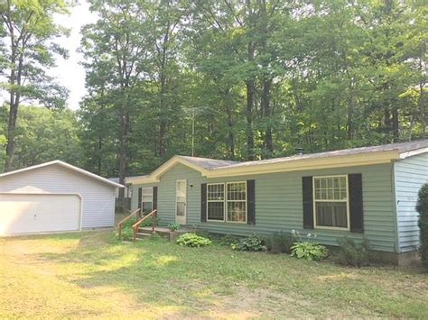 7656 Arrowroot Trl, Gaylord, MI 49735 MLS #23006950 Zillow