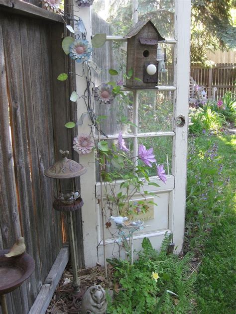 77 Repurposing screen doors ideas old doors, doors …