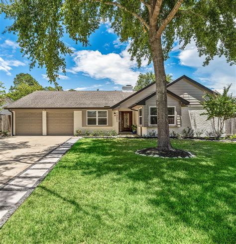 77079 Halı ve Koltuk Yıkama