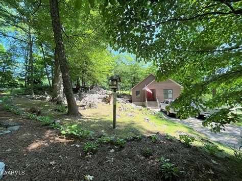 777 lindsey mill cir rocky top tn 37769. 3 beds, 2 baths, 1791 sq. ft. house located at 3370 Pinecrest Rd, Jacksboro, TN 37757 sold for $130,000 on Apr 15, 2011. MLS# 749356. Over 8 acres surround this lovely basement rancher with a full ... 