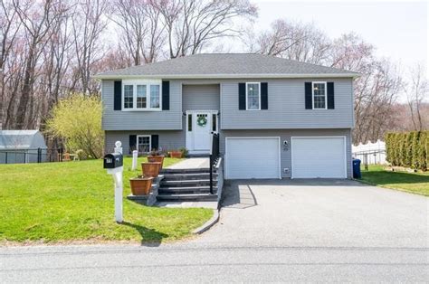 79 Ipswich St, Seekonk, MA, 02771 MLS #73098414 RocketHomes