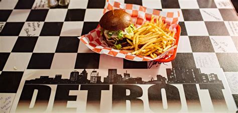 8 Most Iconic Burger Joints in Metro Detroit