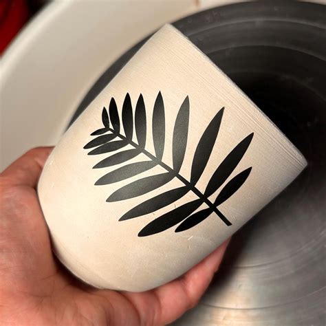 8 Stencil + resist surface design ideas | clay pottery, pottery ... - muktibox.com