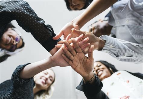 8 Useful Ways to Enhance Teamwork in the Workplace