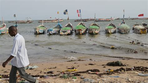 8 people found dead in a boat off Senegal’s coast and a search was launched for possible survivors