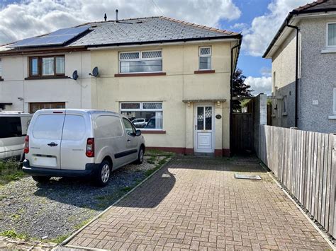 8 properties for sale in Llandybie Road SA18, Ammanford - Nestoria