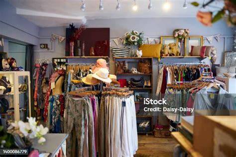 80 idea display | toko barang bekas, gaya interior ... - raincitystudios.com