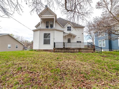 813 3rd St, BOONVILLE, MO 65233 MLS# 412841 Redfin