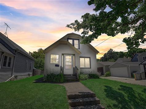 827 E Conway St, Milwaukee, WI 53207 Zillow