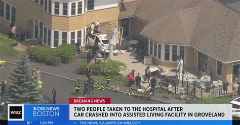 83-year-old man crashes into assisted living center in Groveland, 3 people injured