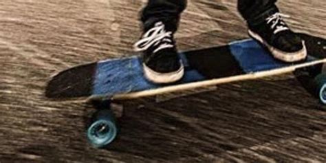 84-Jährige in Innsbruck von Skater angefahren - krone.at