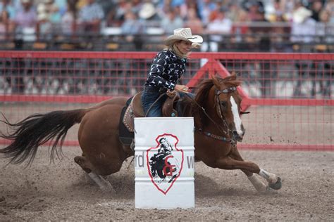 844 Barrel Racing Arena Stock Photos, Images & Pictures