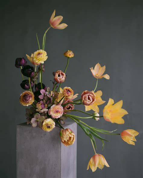 850 Abstract Creative Floral Design ideas to save today | floral design ... - muktibox.com