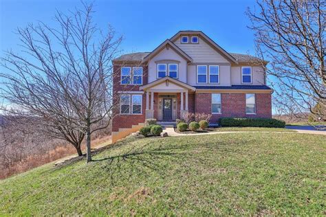 852 Sandstone Rdg, Cold Spring, KY 41076 realtor.com®