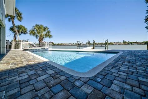 8601 E Bay Dr Unit 1, Treasure Island, FL 33706 Redfin