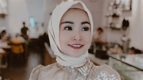 9 Artis Pindah Agama dan Jadi Mualaf, Ini Alasan Mereka Memeluk Islam