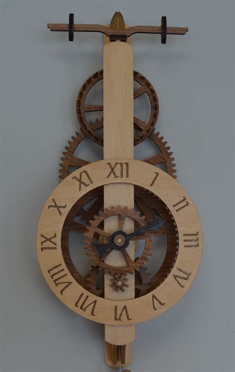 9 Free DIY Wooden Clock Plans You Can Make Today (with Pictures)