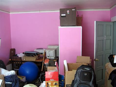 9 Simple Steps to Declutter and Reclaim Your Junk Room