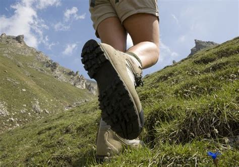 9 Tips for How to Walk Uphill