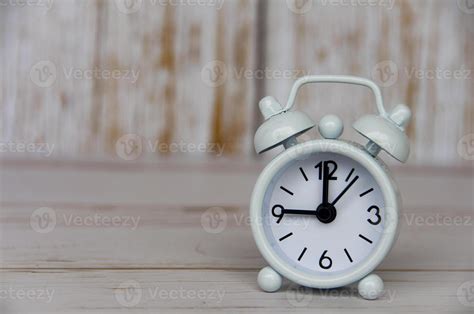 9 O Clock