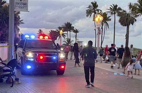 9 people injured in shooting on Hollywood, Florida beach boardwalk; some taken to children's hospital
