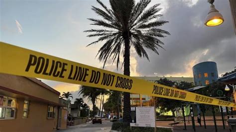 9 people shot during confrontation between two groups in Hollywood, Florida, authorities say