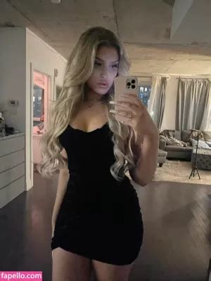 In-Demand Kiara Advani Inspired Bridal Set