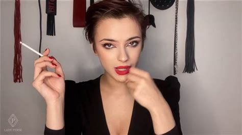 In-Demand Kiara Advani Inspired Bridal Set