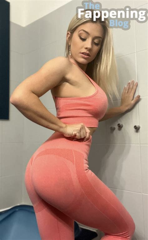 In-Demand Kiara Advani Inspired Bridal Set