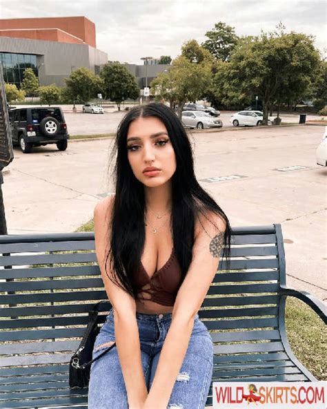 In-Demand Kiara Advani Inspired Bridal Set