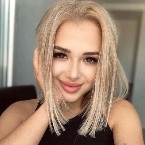 In-Demand Kiara Advani Inspired Bridal Set