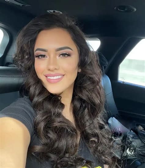 In-Demand Kiara Advani Inspired Bridal Set