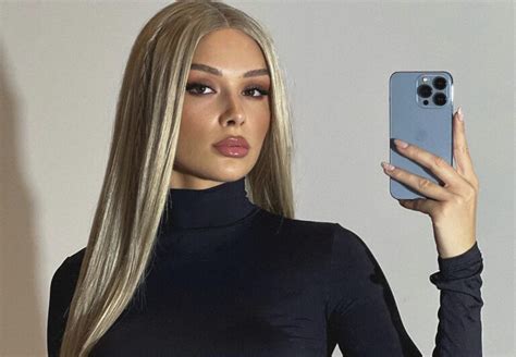 In-Demand Kiara Advani Inspired Bridal Set