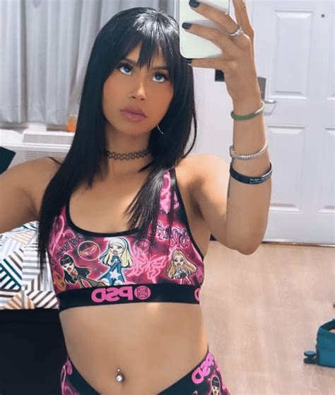 In-Demand Kiara Advani Inspired Bridal Set