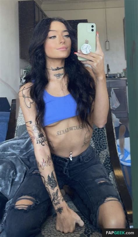 In-Demand Kiara Advani Inspired Bridal Set