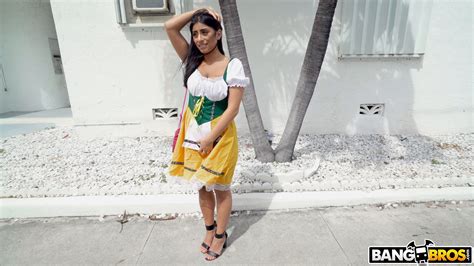 In-Demand Kiara Advani Inspired Bridal Set