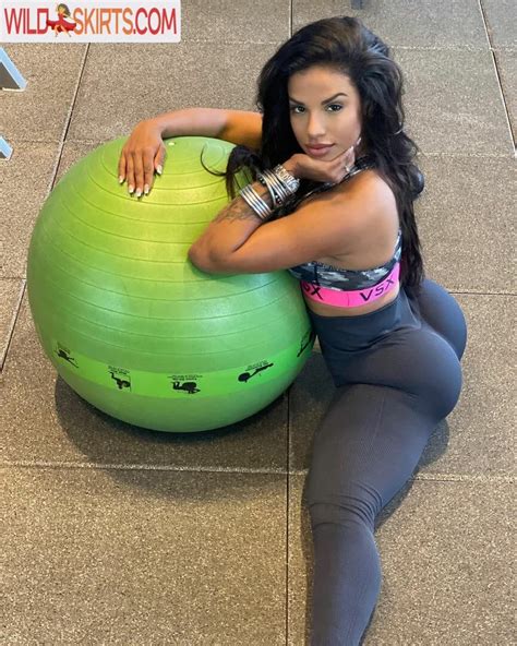 In-Demand Kiara Advani Inspired Bridal Set