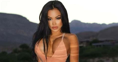 In-Demand Kiara Advani Inspired Bridal Set