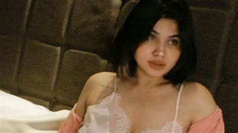 In-Demand Kiara Advani Inspired Bridal Set