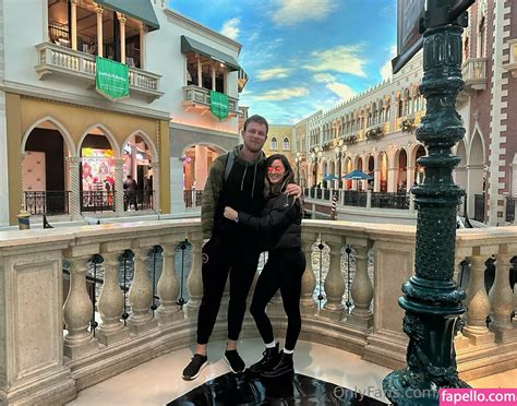 In-Demand Kiara Advani Inspired Bridal Set